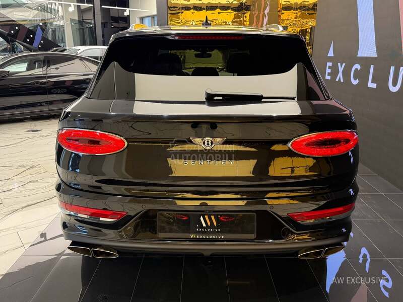 Bentley Bentayga V8