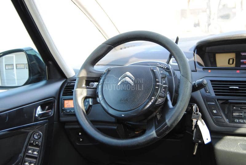 Citroen C4 Grand Picasso 2,0HDI AUTO. Citroen C4 Grand Picasso 2,0HDI AUTO.