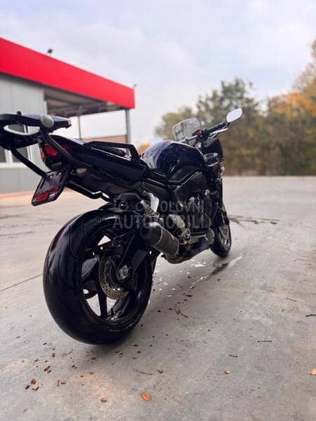 Yamaha FZS1