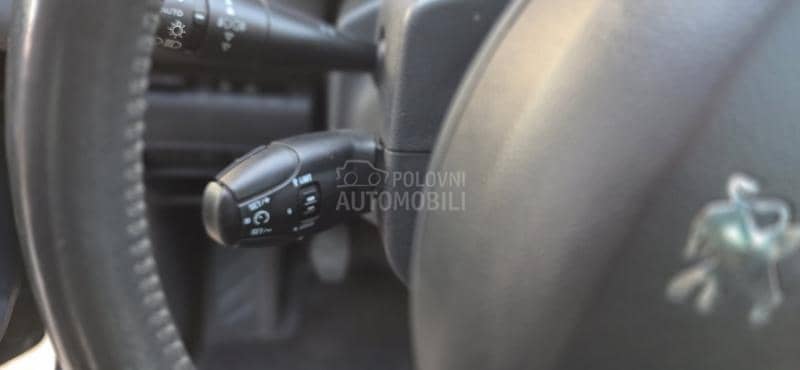 Peugeot 3008 1.6 HDI N.A.V.I