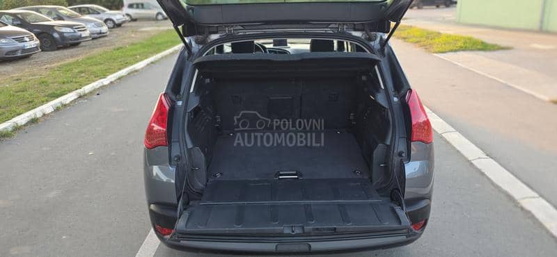 Peugeot 3008 1.6 HDI N.A.V.I