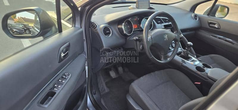 Peugeot 3008 1.6 HDI N.A.V.I