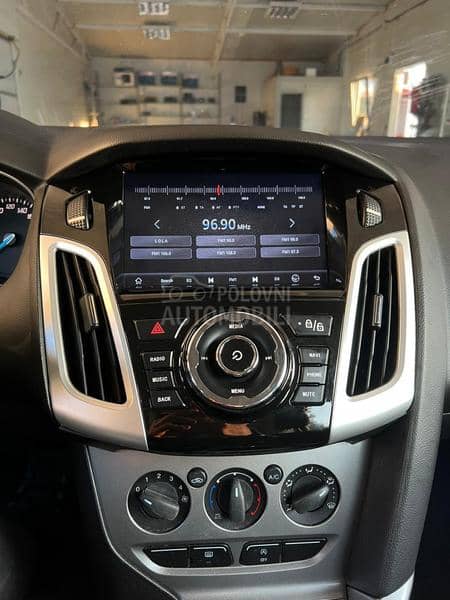 Multimedija Android Carplay