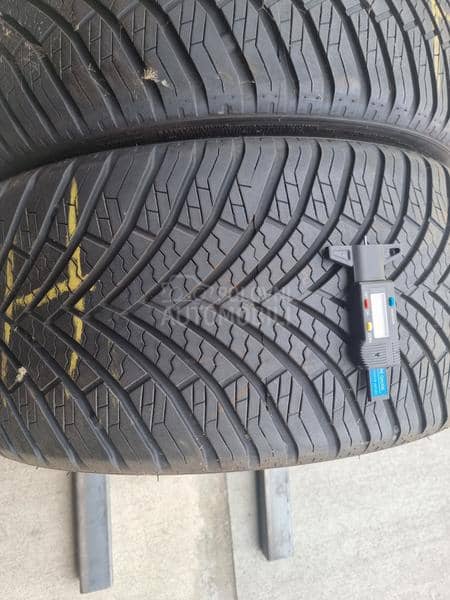 Star Performer 235/35 R19 Zimska