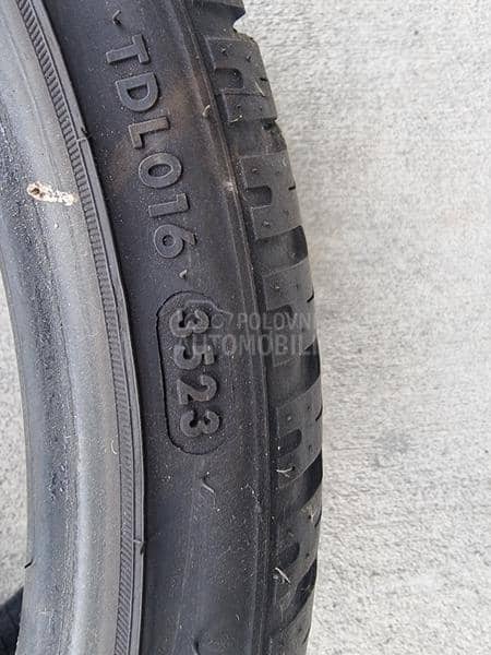 Star Performer 235/35 R19 Zimska