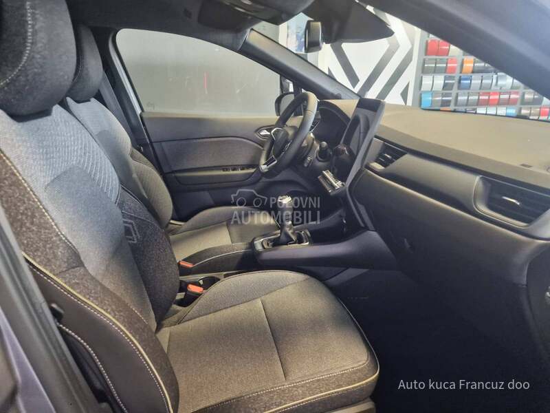 Renault Captur techno TCe 140