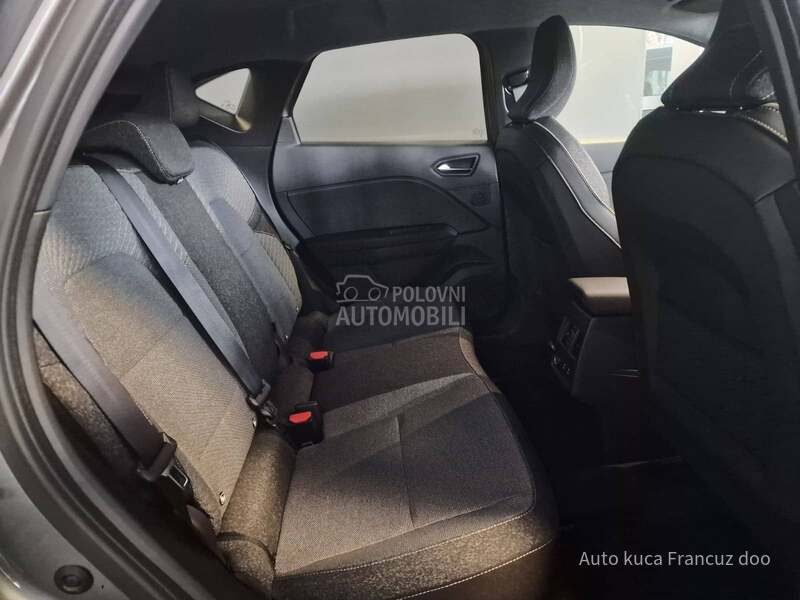 Renault Captur techno TCe 140