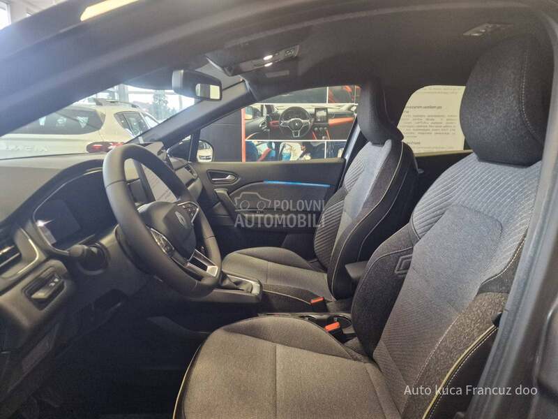 Renault Captur techno TCe 140