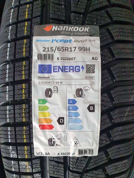 Hankook 215/65 R17 Zimska