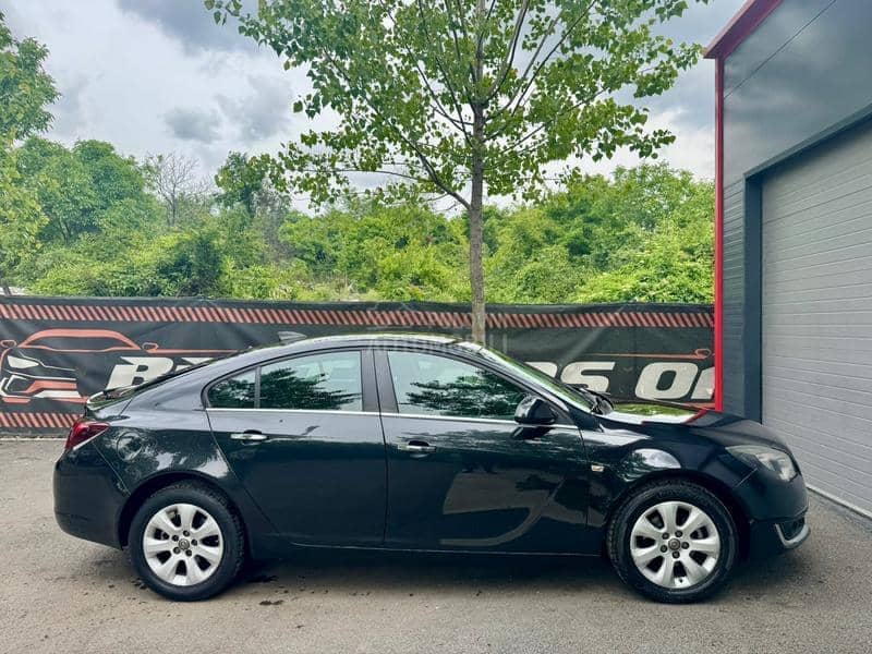 Opel Insignia 1.6 cdti auto.matic