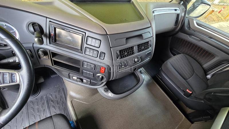 DAF XF 530 Standardni Tegljač