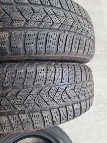 Pirelli 205/60 R17 Zimska