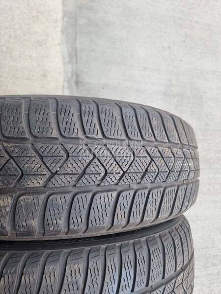 Pirelli 205/60 R17 Zimska