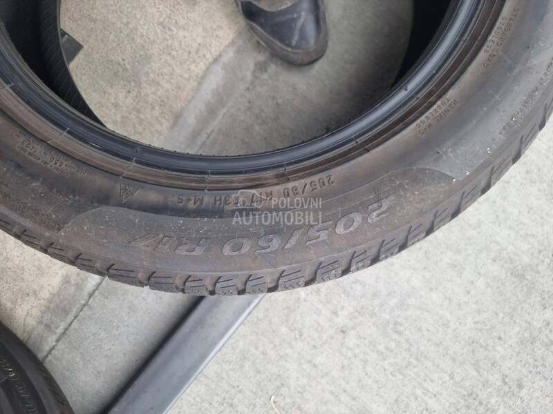 Pirelli 205/60 R17 Zimska