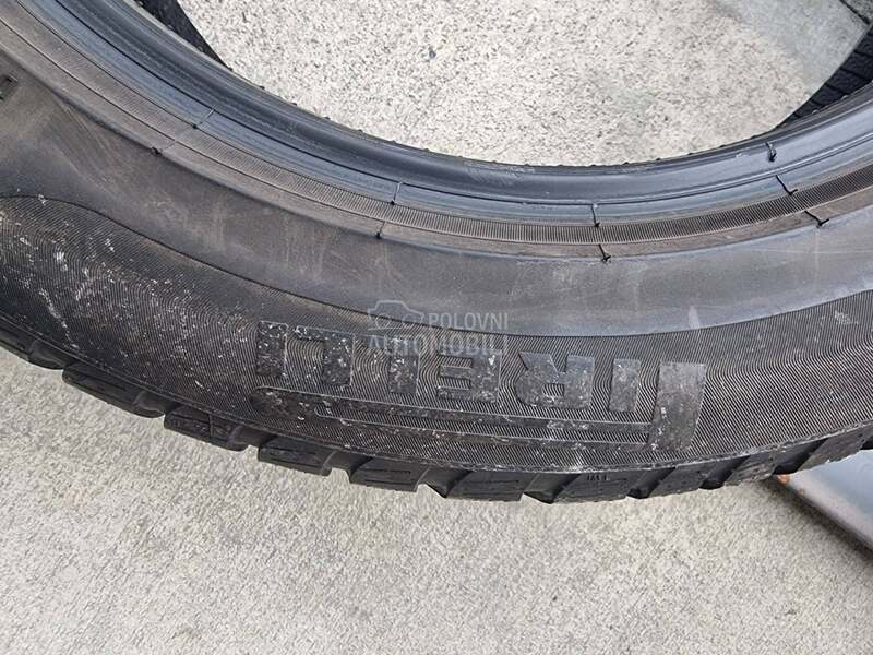 Pirelli 205/60 R17 Zimska