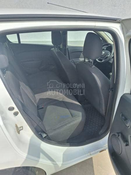 Dacia Sandero ESSENTIAL 1.5  N1