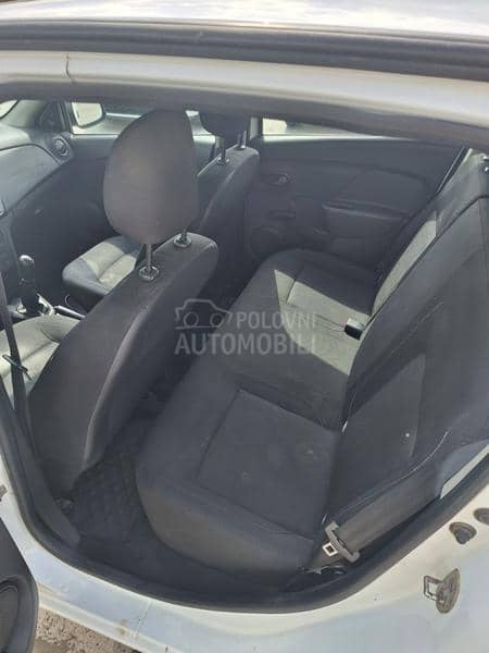 Dacia Sandero ESSENTIAL 1.5  N1