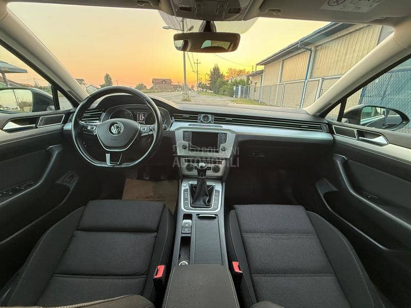 Volkswagen Passat B8 1.6tdi /FUL/LED/ Volkswagen Passat B8 1.6tdi /FUL/LED/