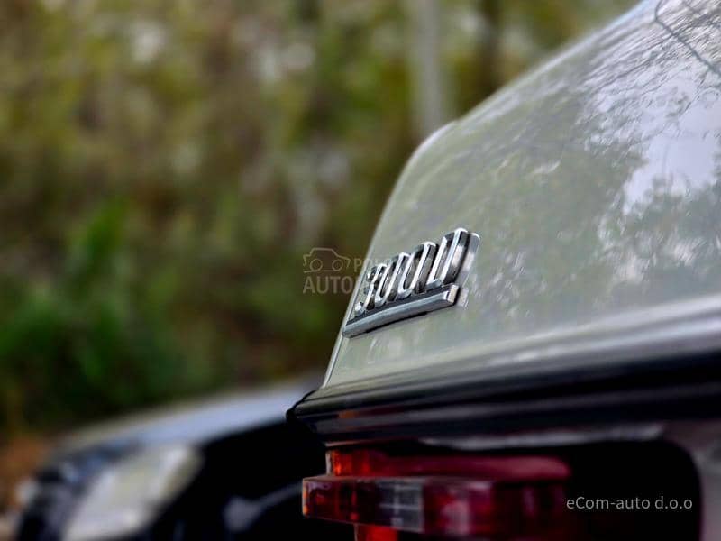 Mercedes Benz W123 300 D