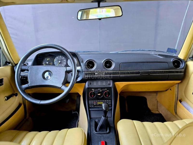 Mercedes Benz W123 300 D