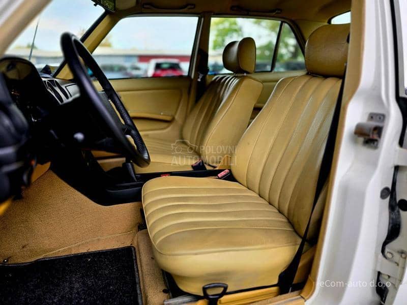 Mercedes Benz W123 300 D