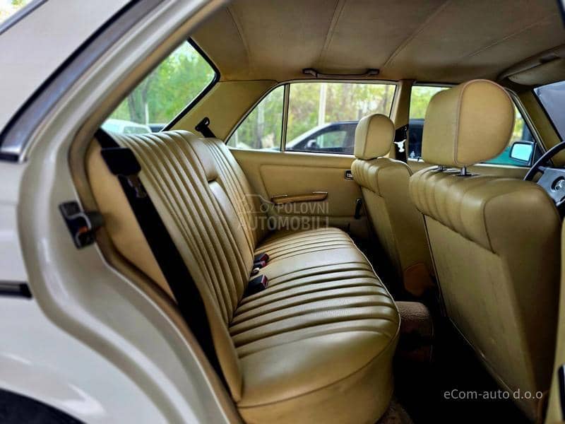 Mercedes Benz W123 300 D