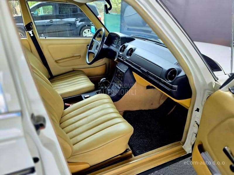 Mercedes Benz W123 300 D