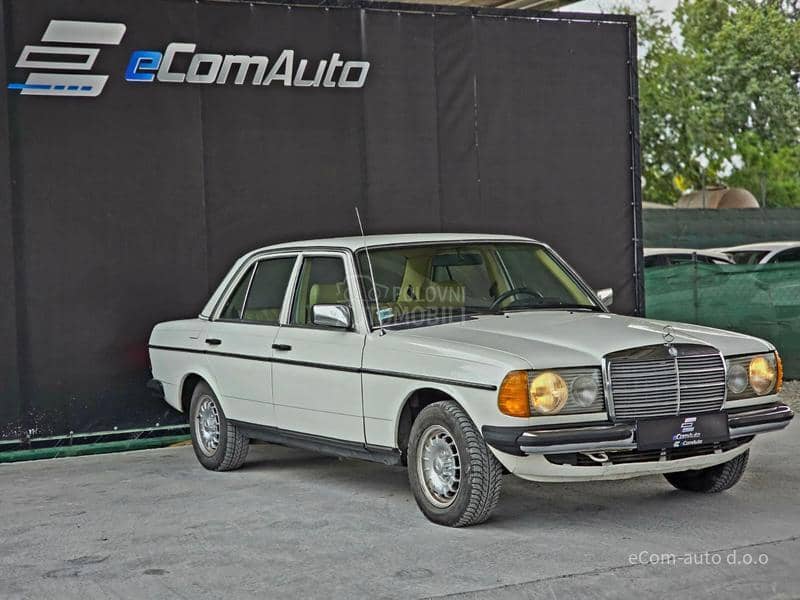Mercedes Benz W123 300 D