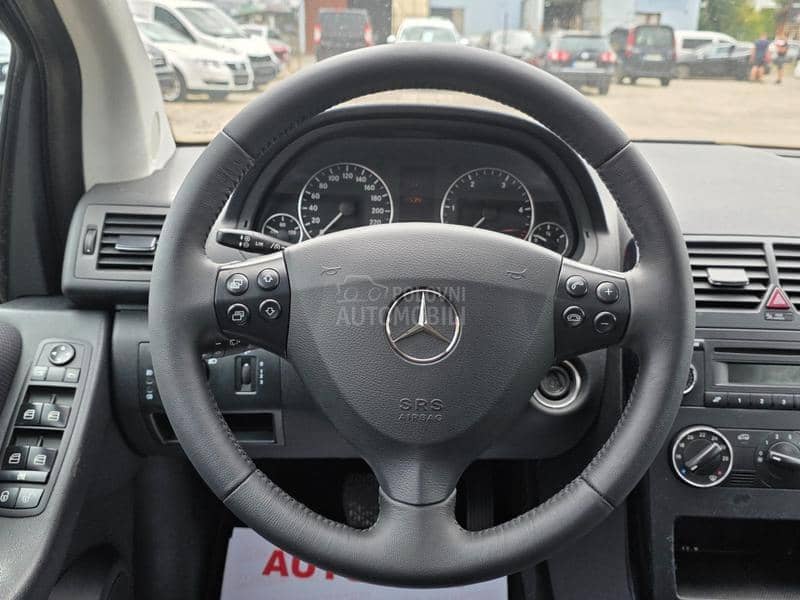 Mercedes Benz A 160 2.0cdi AUT/SERVIS NA Mercedes Benz A 160 2.0cdi AUT/SERVIS NA