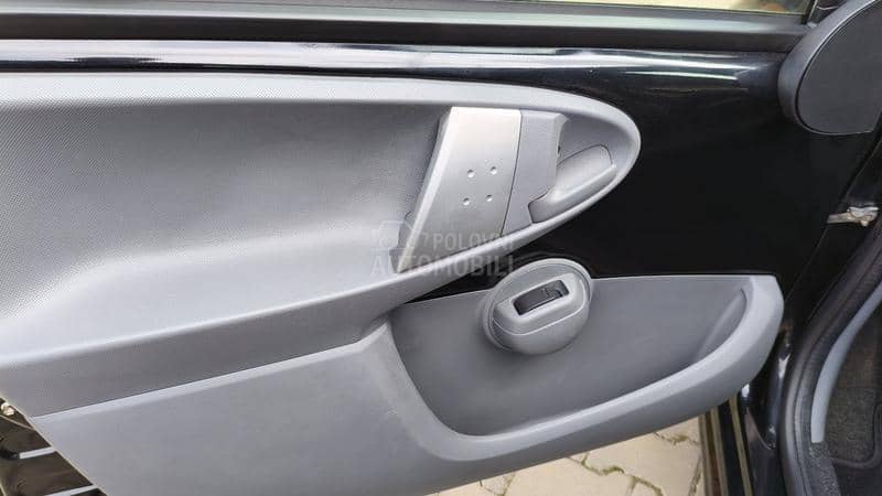 Citroen C1 1.0 RESTYLING