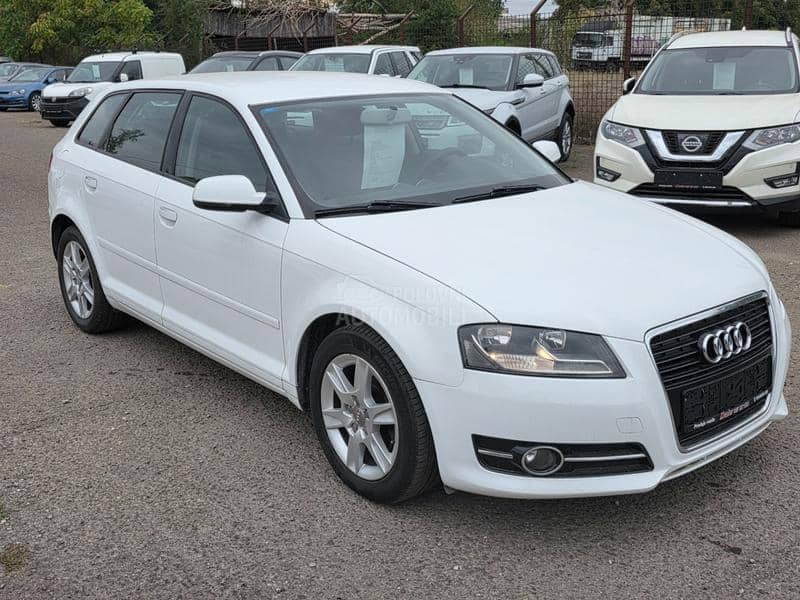 Audi A3 1.6td 77k w  NAV I