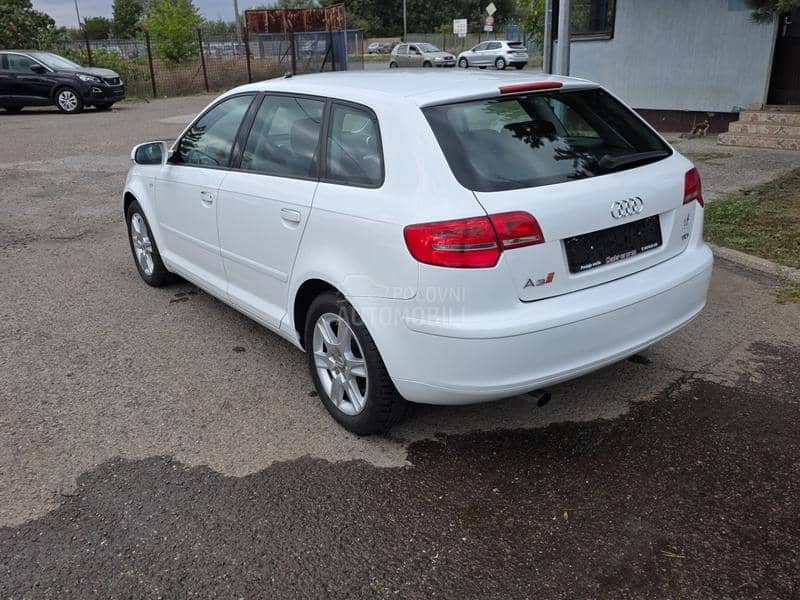 Audi A3 1.6td 77k w  NAV I