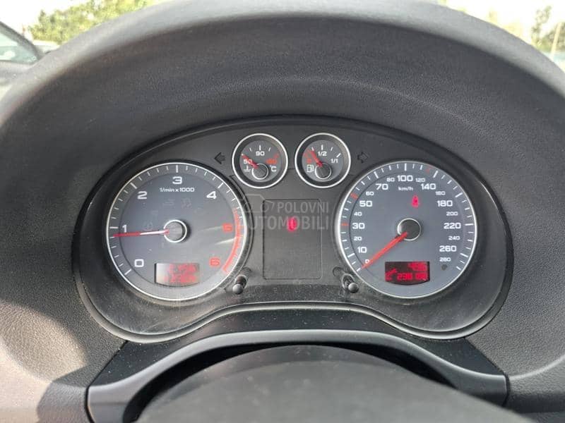 Audi A3 1.6td 77k w  NAV I