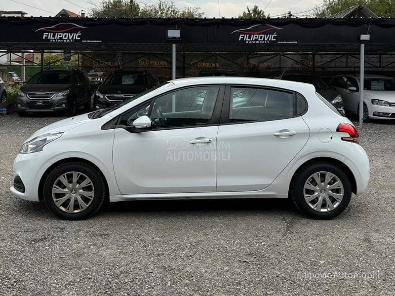 Peugeot 208 RATA 89E