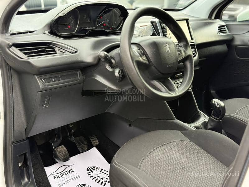 Peugeot 208 RATA 89E