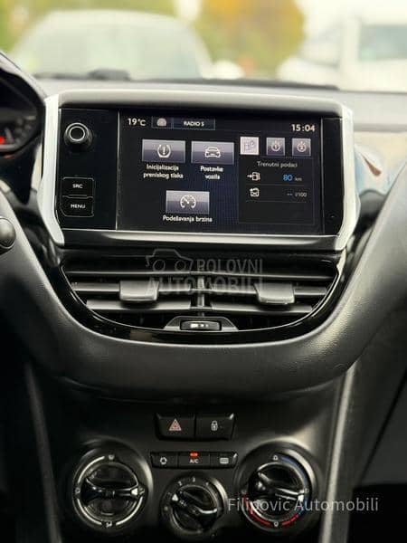 Peugeot 208 RATA 89E