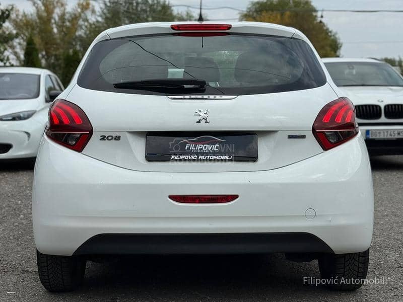 Peugeot 208 RATA 89E