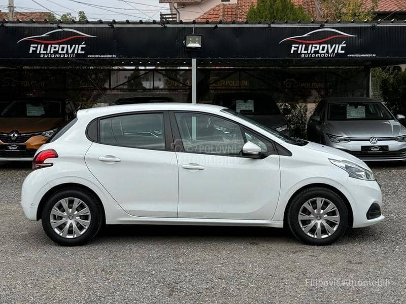 Peugeot 208 RATA 89E