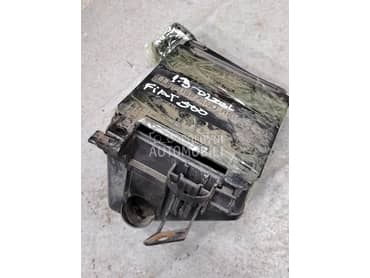 Poklopac kutije osiguraca za Fiat 500