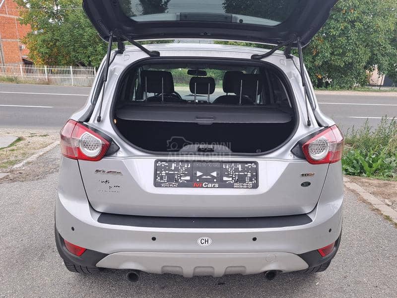 Ford Kuga 4x4 CH Ford Kuga 4x4 CH