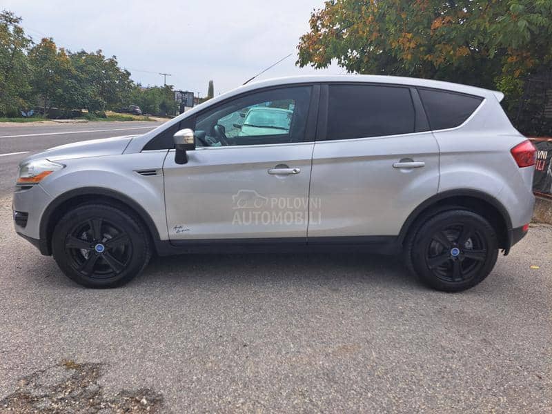 Ford Kuga 4x4 CH Ford Kuga 4x4 CH