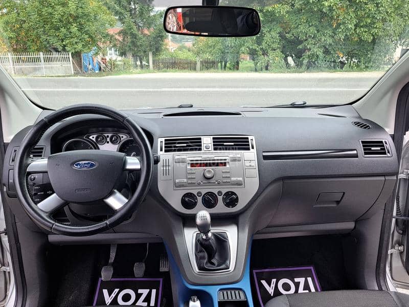 Ford Kuga 4x4 CH Ford Kuga 4x4 CH