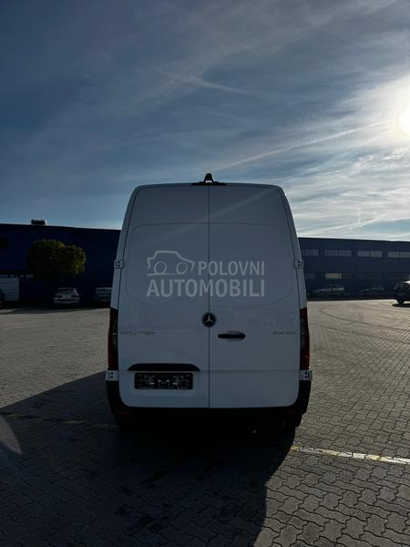 Mercedes Benz Sprinter 