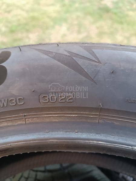 Bridgestone 235/55 R20 Zimska