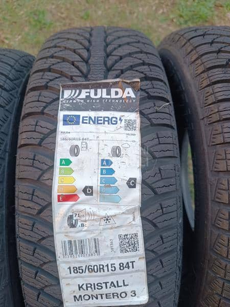 Fulda 185/60 R15 Zimska