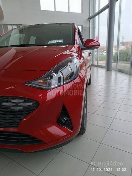 Hyundai i10 1.2 MPI PREMIUM AMT5
