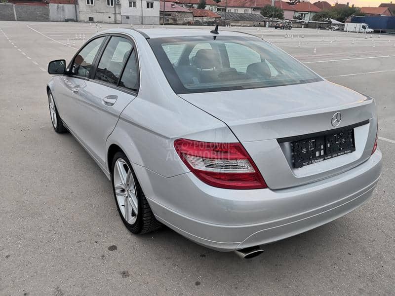 Mercedes Benz C 200 KOMPRESO.R/DE/NOV
