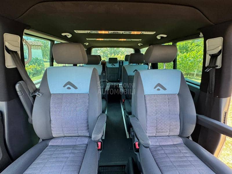 Volkswagen Multivan 2.5 TDI Caravela