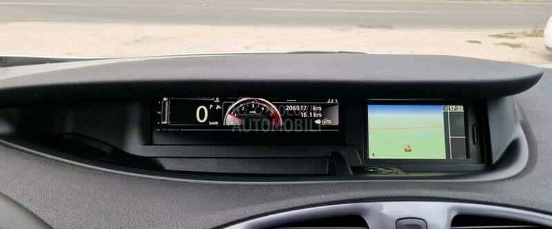 Renault Scenic Xmod CROSS