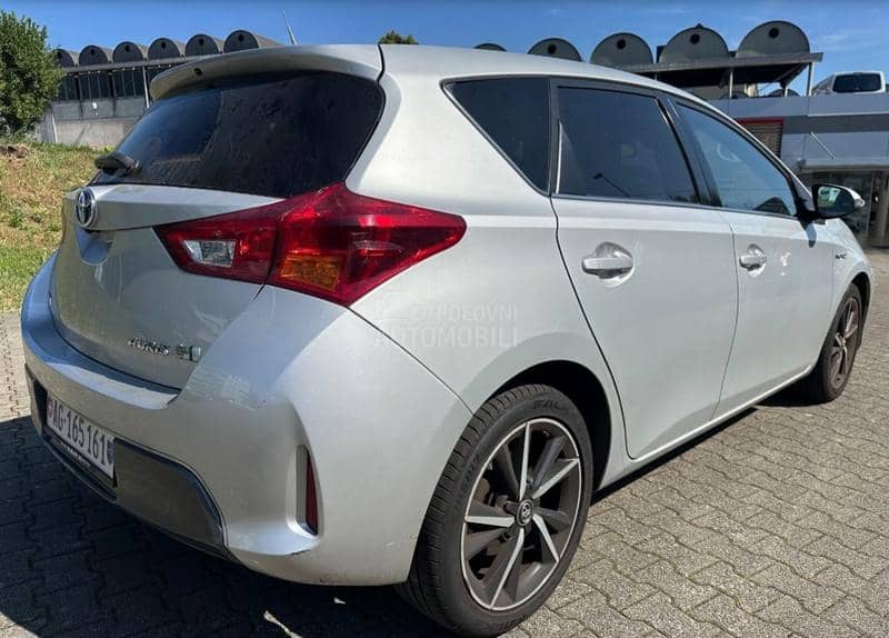 Toyota Auris 1.8 HSD